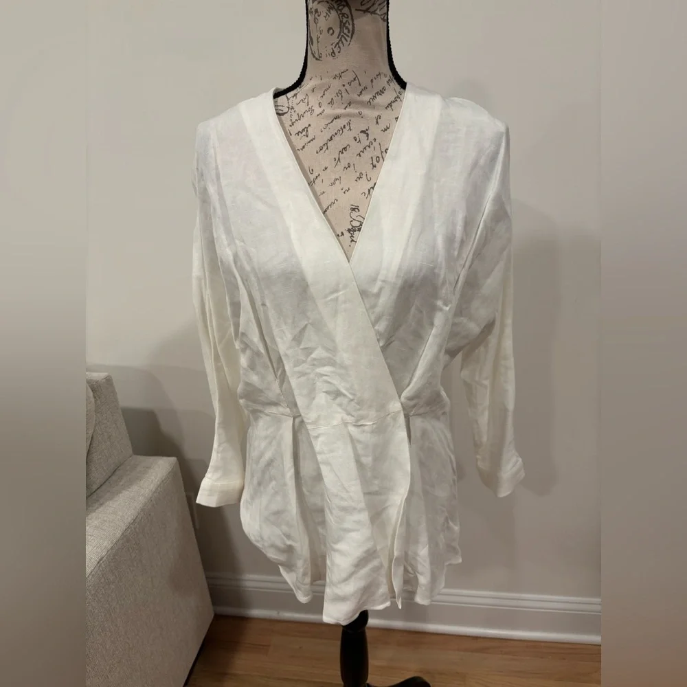 Zara white top size small